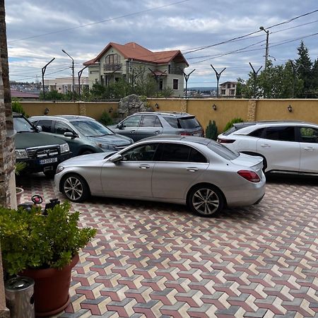 Gk Villa Tbilisi Eksteriør billede